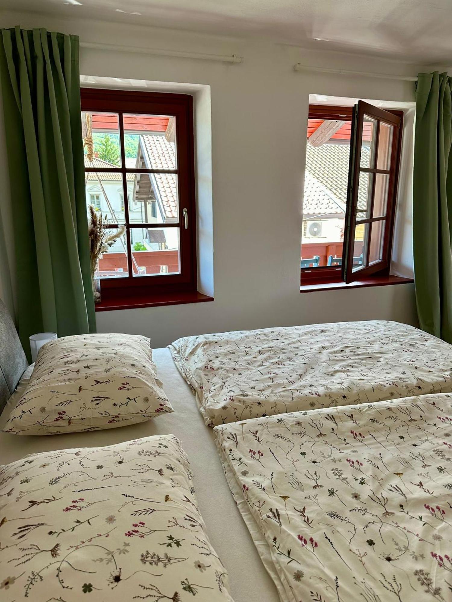 Villa Hisa Rejmr With Private Parking Kobarid Exterior foto